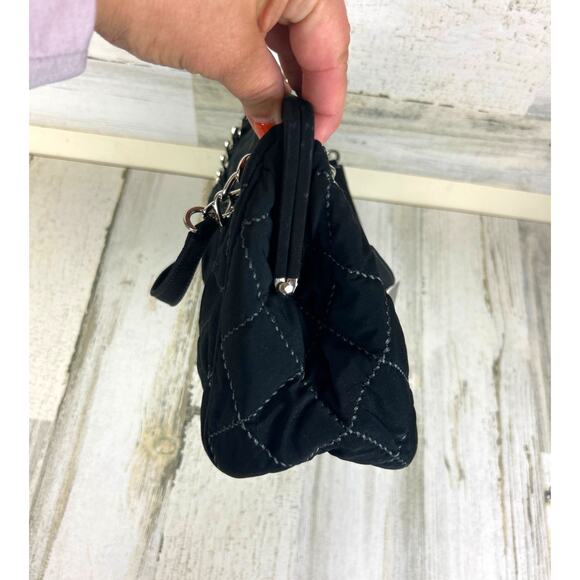 Vera Bradley Women’s Black Quilted Handle Bag Silver Strap Ball Lock Closure NWT - Picture 3 of 9